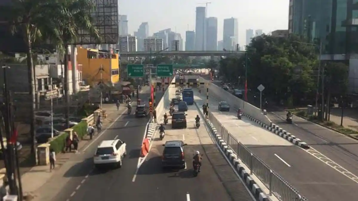 Underpass Mampang-Kuningan Bikin Warga Happy