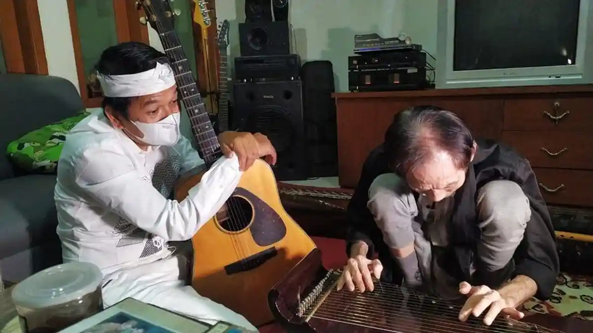 Saat Budayawan Sunda Bertemu Pria Keturunan Cina Pencinta Budaya Sunda, Pria Itu Ucapkan Ini