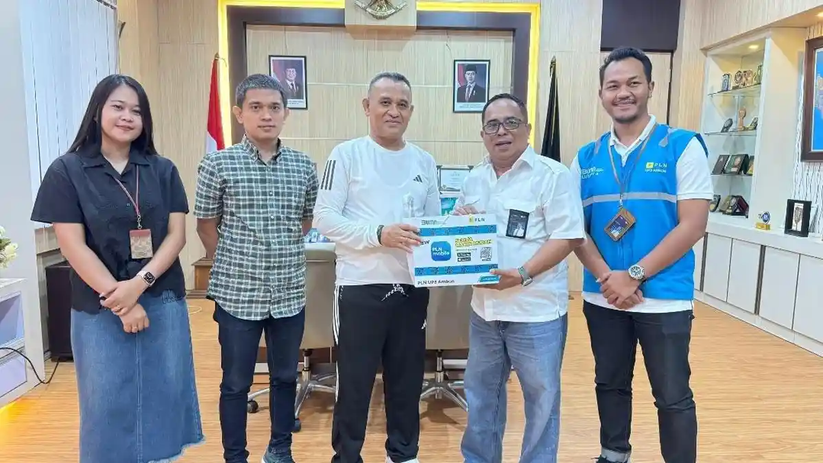 Dukung Pemerataan Energi, PLN UP3 Ambon Jalin Kolaborasi Strategis dengan Pemkab Buru