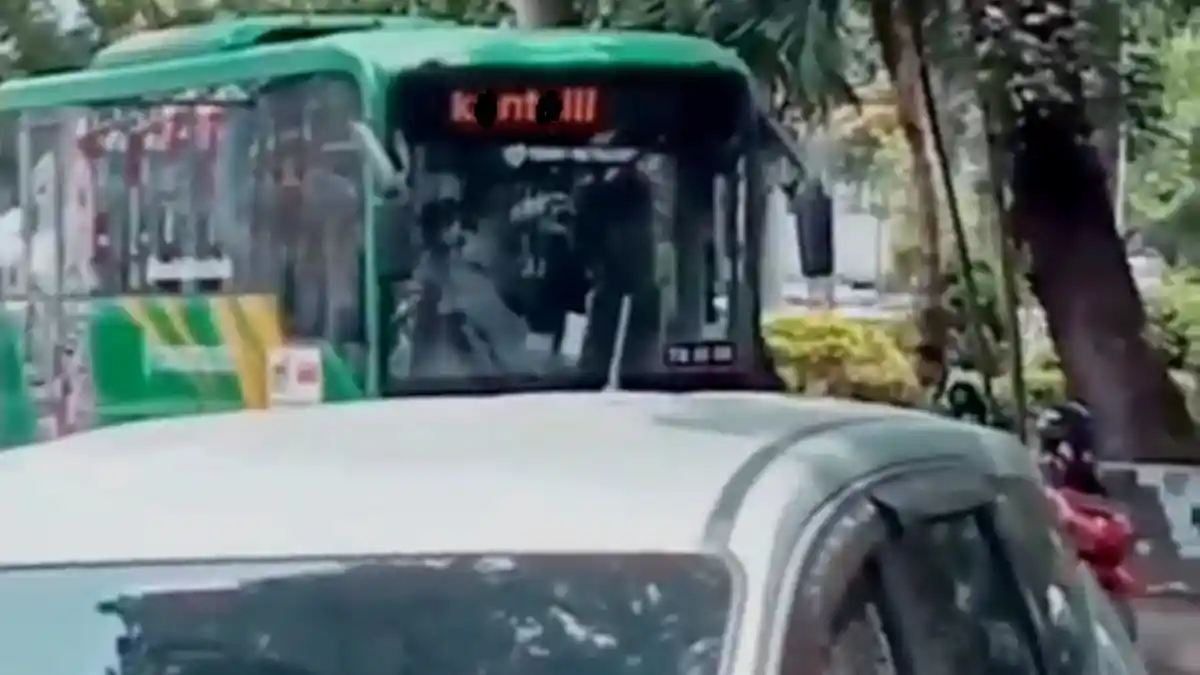 Running Text Bus Trans Metro Deli Dibajak, Muncul Kalimat tak Pantas