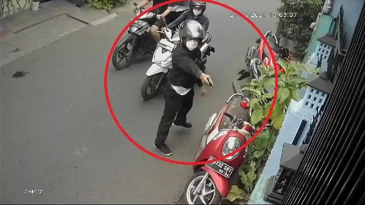 Maling Motor Umbar Tembakan Setelah Gagal Curi Motor di Kemanggisan Pulo Palmerah