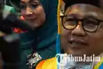 muhaimin-iskandar-dan-istri-saat-melakukan-wawancara-dengan-awak-media_20171003_180612.jpg