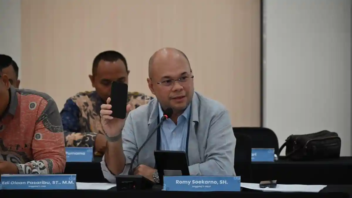 Komisi II DPR Ingatkan Pentingnya Transformasi Digital di Kampus Kedinasan  