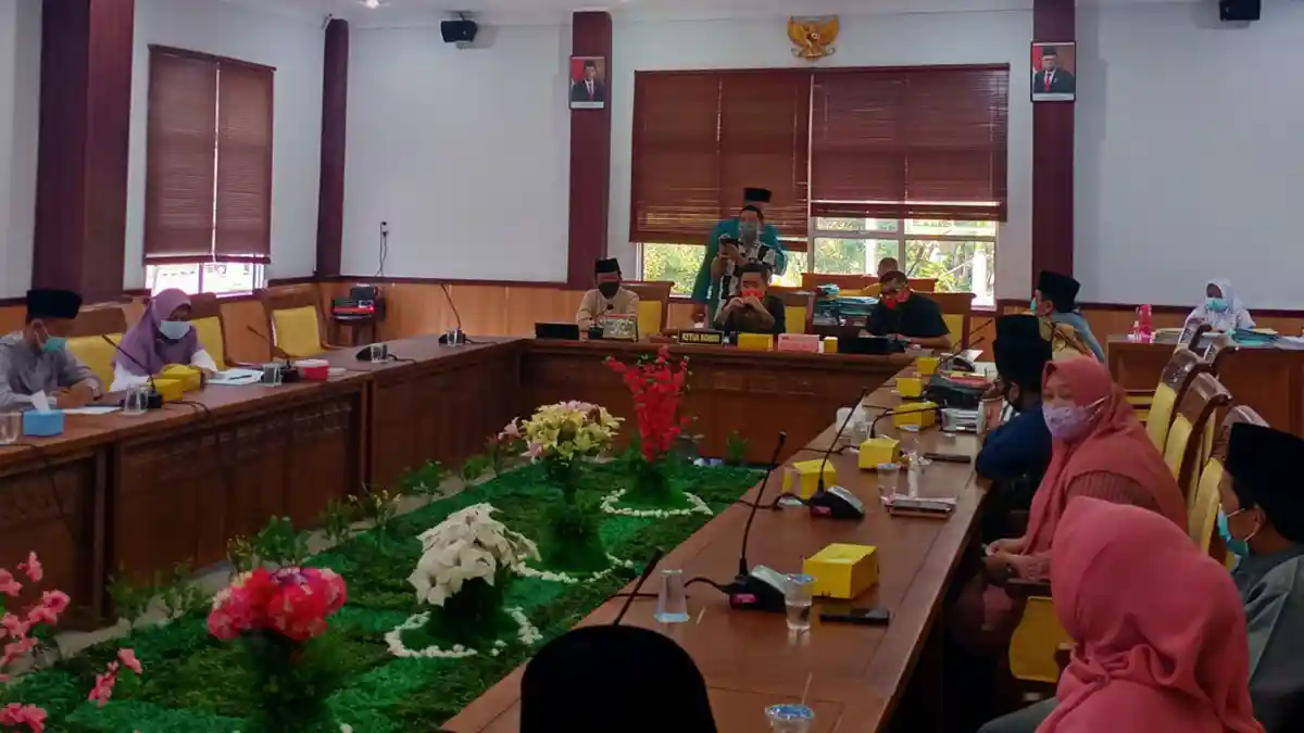 Dua Kendala Pencetakan KTP di Batam, Dari Blangko Terbatas hingga Mesin Cetak Rusak