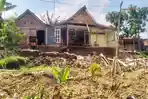 Pilu Sumiatun Terdampak Tanah Gerak di Ngetrep Blora, Teras Rumah Ambles 3 Meter