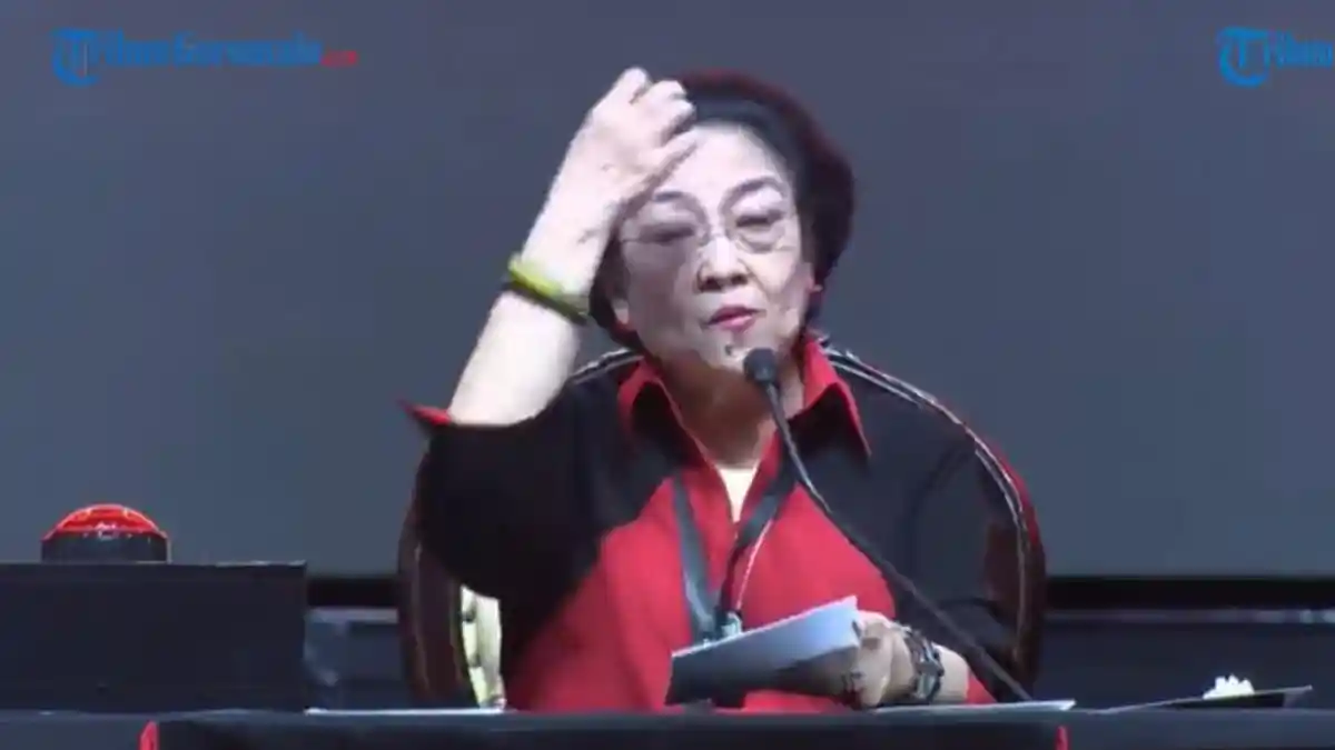 Sinyal Kuat Capres Puan Maharani: Megawati Cerita Ratu Elizabeth saat HUT Ke-50 PDIP