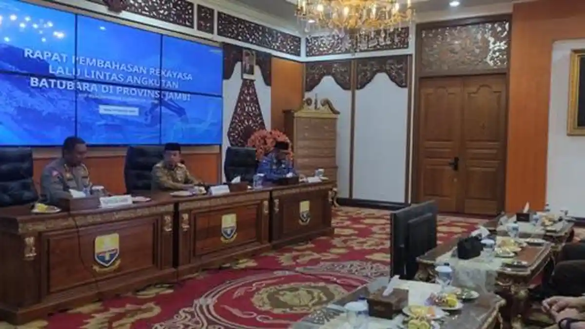 Gubernur Jambi Gelar Rapat Rekayasa Lalu Lintas Angkutan Batubara