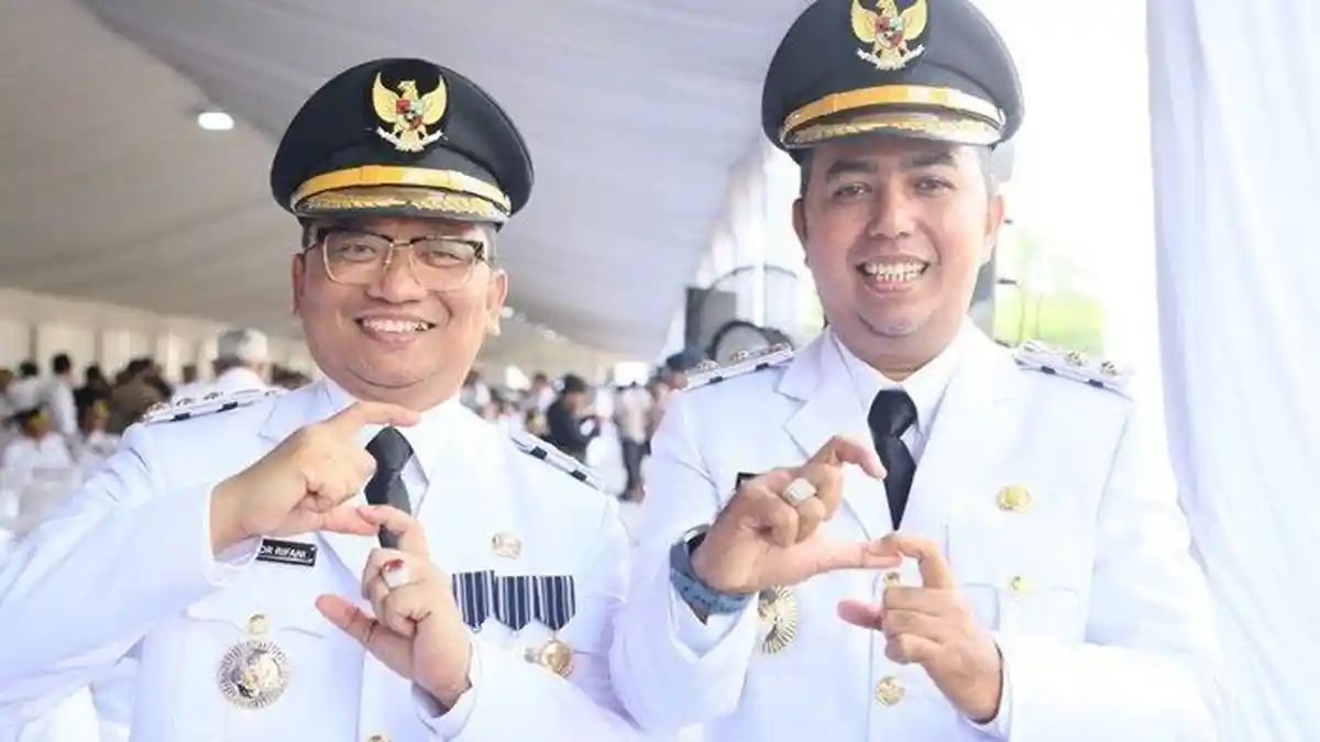 Sepak Terjang Muhammad Noor Rifani Bupati Tabalong, Lulus S1 dari 3 Kampus, Mantan ASN dan Kadin