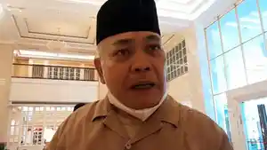 Kepala-Dinas-Pendidikan-Provinsi-Sumatra-Utara-Asren-Nasution-saat-diwawancarai-di-Medan.jpg
