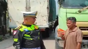 Polres-Serang-Razia-Truk-Tambang-Kamis-adsassd.jpg