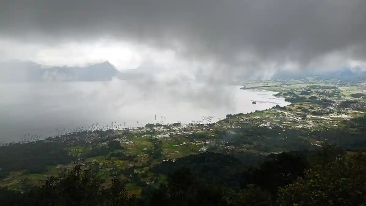 Update Pencarian Warga Pekanbaru Diduga Hilang saat Paralayang di Puncak Lawang, Libatkan 85 Orang