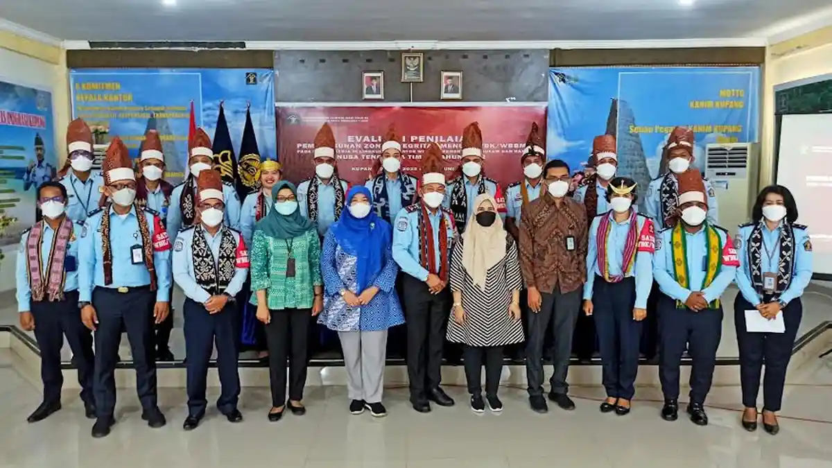 Mantapkan Langkah menuju WBK, Pegawai Kanim Kupang Ikuti Desk Evaluation dari Tim Kemenkumham
