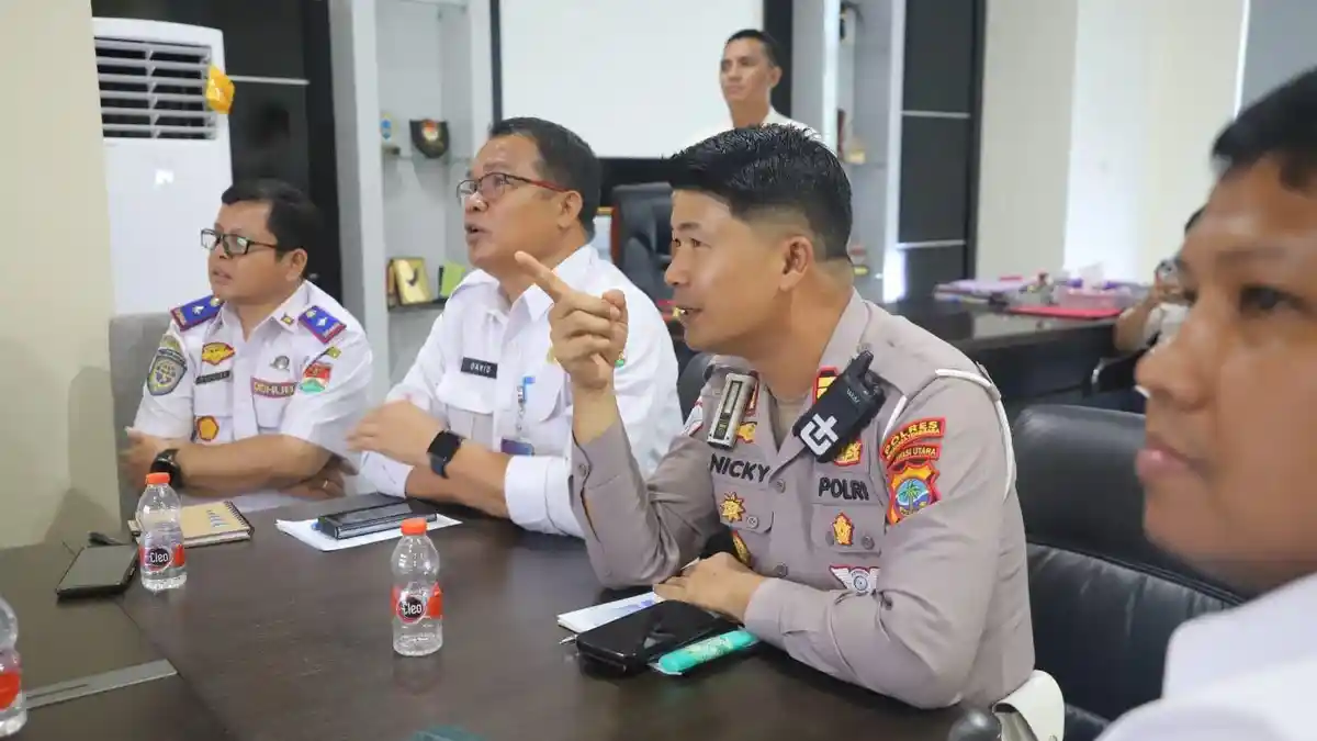 Rakor LLAJ, Sekda Mitra Bahas Penggunaan Badan Jalan tak Sesuai Peruntukkan