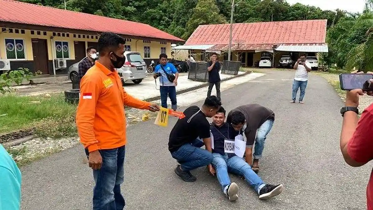 Ibu Tewas Bukan Dipukul Anak, Tapi karena Jatuh dari Sepmor, Terungkap dalam Reka Ulang