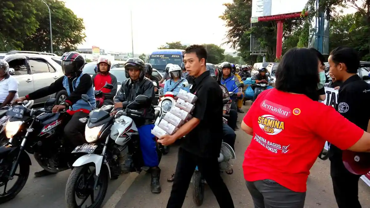 DPD PKS Batam Gelar Buka Puasa Bersama Ribuan Kader serta Takjil On The Road dan Ruli
