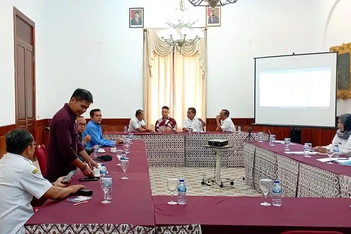 Penetapan Upah Minimum Provinsi 2025 Ditunda, Begini Respon Serikat Buruh Wonosobo