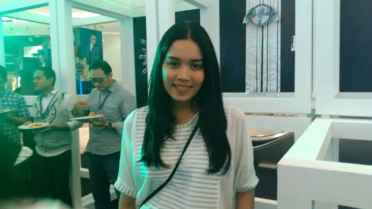 Alexandra Asmasobrata Tak Sadar Beli 8 Sepasang Sepatu dalam 10 Hari