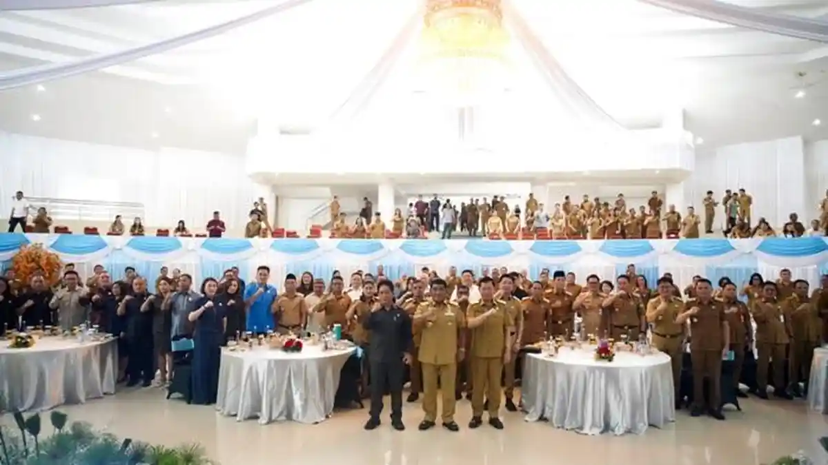 Sekda Tomohon Edwin Roring Hadiri Rakor Pemerintahan Se-Sulawesi Utara di Kantor Gubernur