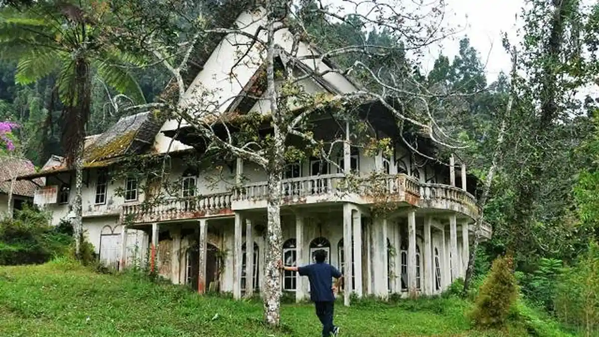 Serem, Ada Bangunan Kuno di Lereng Merapi