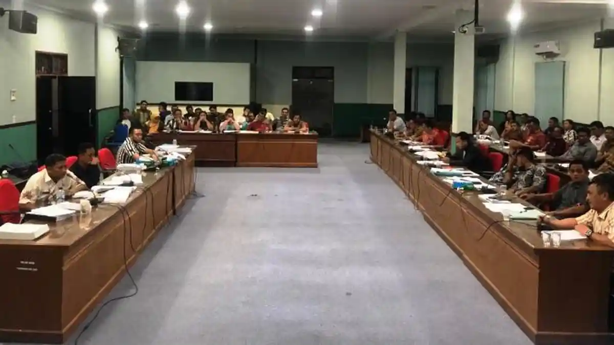 Anggota DPRD Siantar Minta Chek Up Otak Ditampung APBD, Sekwan Tertawa