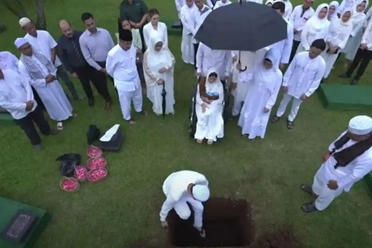 Sinopsis Sinetron SCTV Takdir Cinta Yang Kupilih 25 Maret 2023, Novia Menguburkan Bayinya