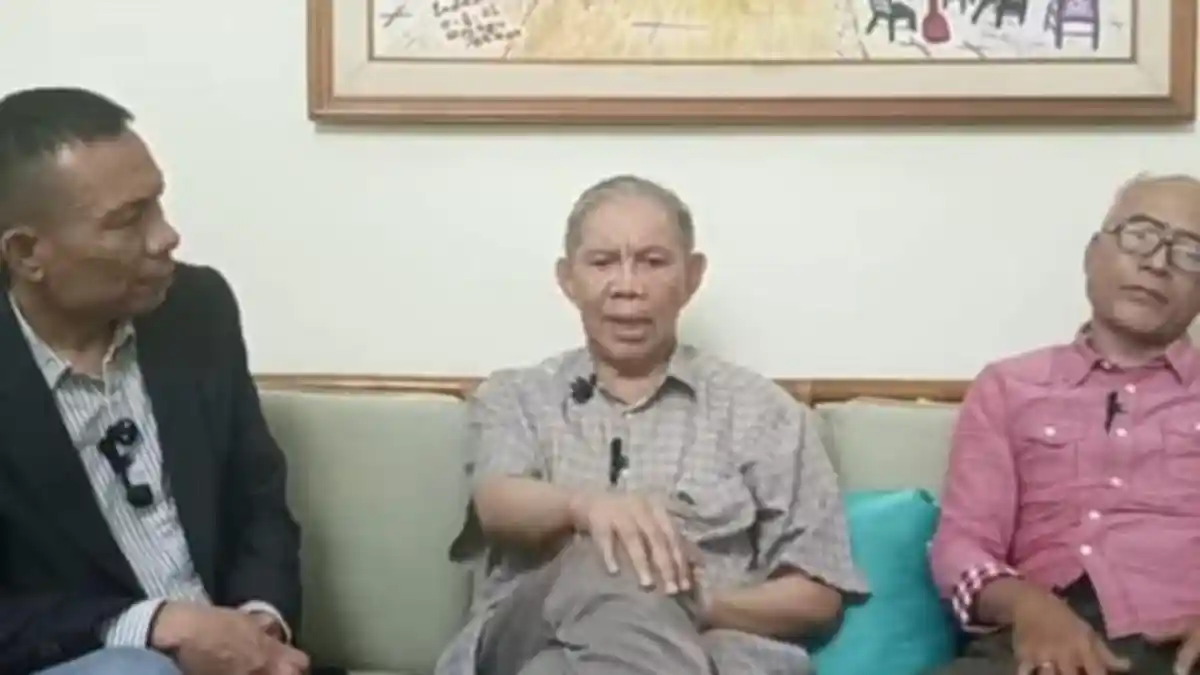 Belum 24 Jam, Eks Rektor UGM Sofian Effendi Tarik Pernyataanya soal Jokowi Tidak Punya Ijazah S1