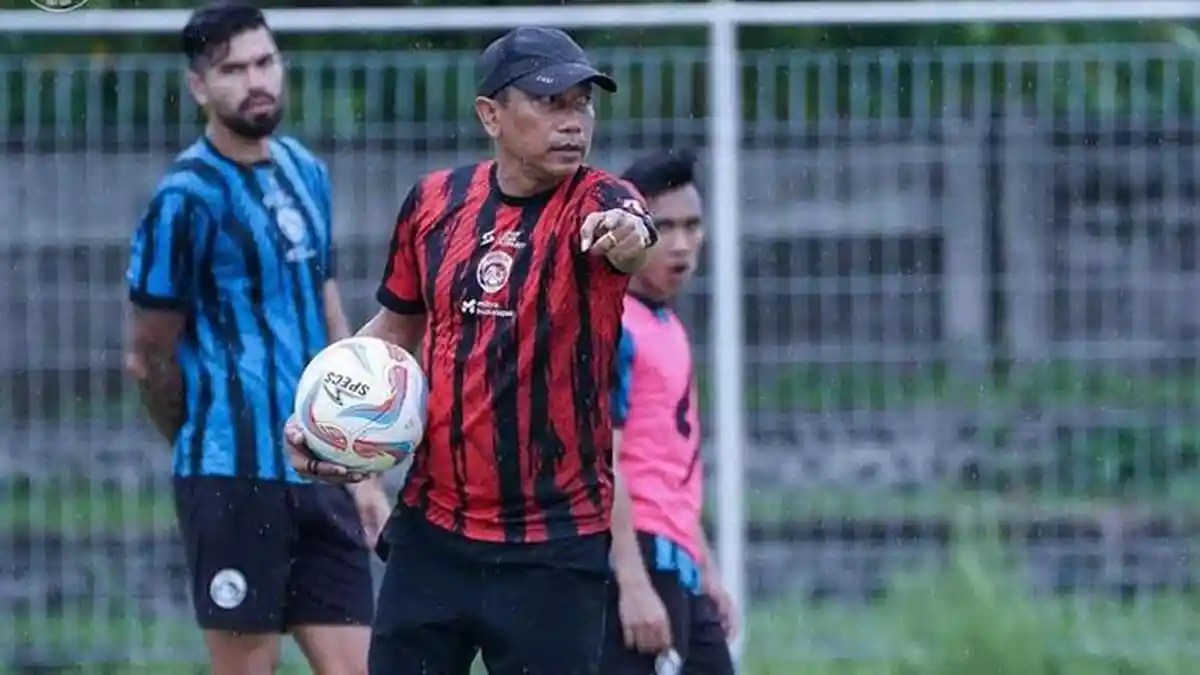 Arema FC vs Persebaya, Widodo C Putro Ingatkan Permainan Singo Edan Masih Belum Konsisten