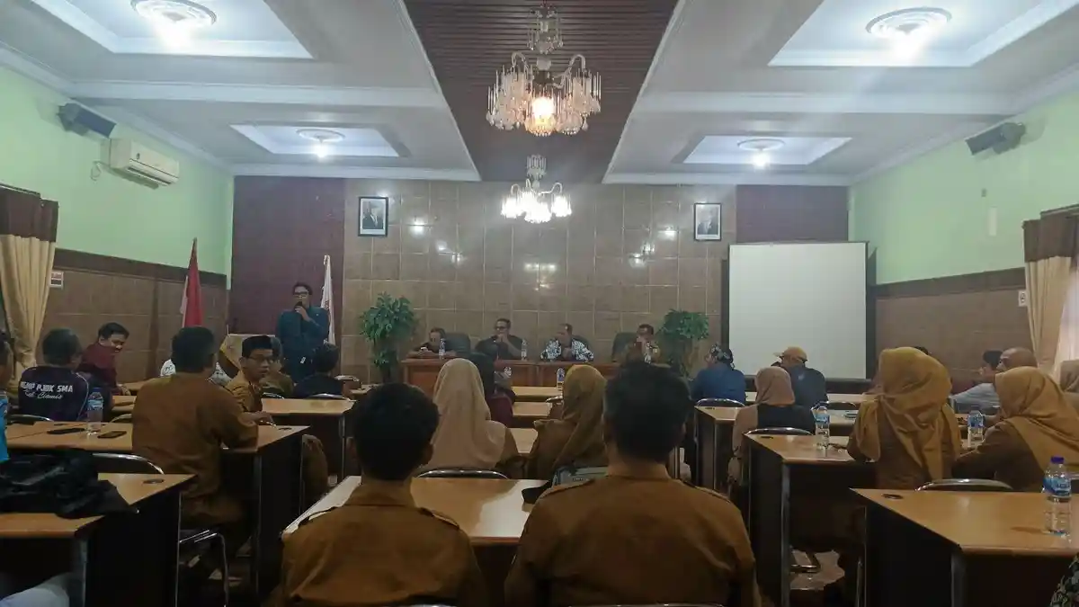 Dugaan Intimidasi Kepala Sekolah Oleh Oknum Wartawan di Ciamis, Pesan Bernada Ancaman