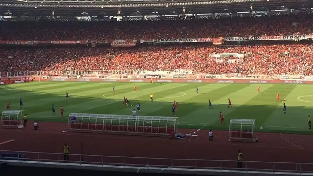 Tendangan Keras Bek Persija Berhasil Tundukan PSM Makassar di Final Pertama Piala Indonesia