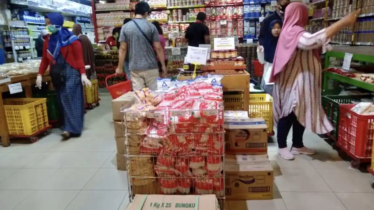 Banyak yang Borong Gula, Beberapa Swalayan di Kota Jambi Kehabisa Stok