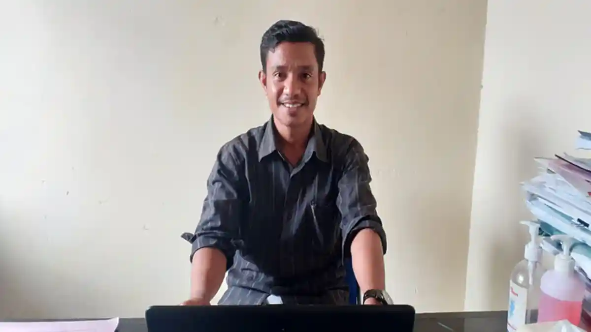 Atasi Sampah, Lurah Pada Eweta Sumba Barat Pasang 37 Drum di Setiap RT