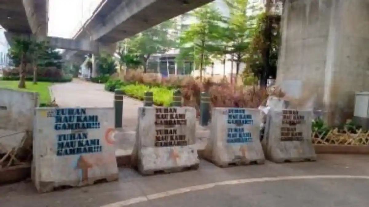 Lurah Perintahkan Hapus Mural Tuhan Mau Kami Gambar! yang Muncul di Setiabudi Jaksel