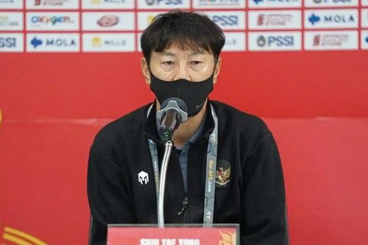 Shin Tae-yong Berduka Tragedi Kanjuruhan: Tidak Ada yang Lebih Penting dari Jiwa Orang