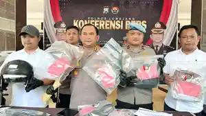 Kapolres-Lumajang-AKBP-Alex-Sandy-Siregar-15122025.jpg