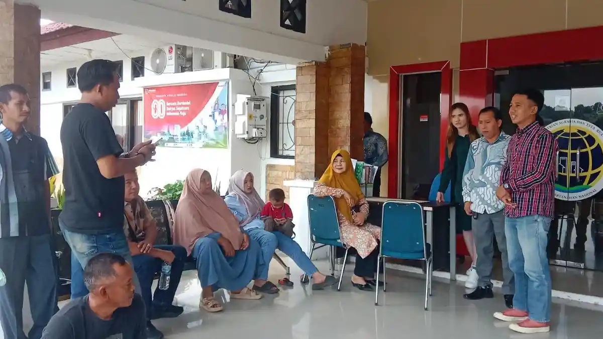 Puluhan Warga Pemilik Lahan Eks HGU Sahbudin Datangi Kantor ATR/BPN Seluma
