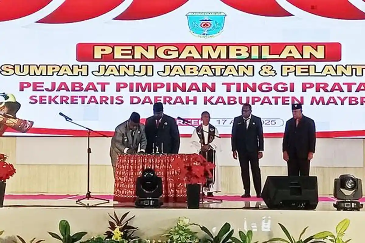 18 Bulan Jabat Pj, Ferdinandus Taa Sah Sekda Maybrat, Gubernur Elisa Ingatkan Tugas-tugas Strategis