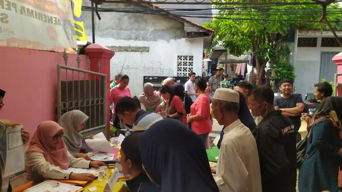 Sasar Warga, Dukcapil Jakarta Barat Gelar Layanan di Tingkat RW