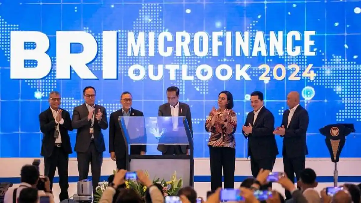 Buka BRI Microfinance Outlook 2024, Jokowi Puji Komitmen BRI Dorong Ekonomi Lewat Inklusi Keuangan