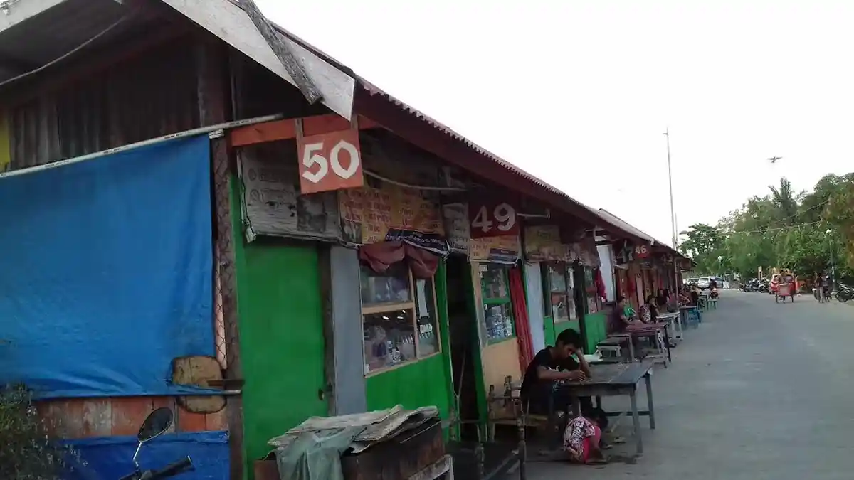 Menikmati Sunset di Pusat Kuliner Padongko Barru, Karoke Sepuasnya, Tawarkan Menu Murah - pusat-kuliner-padongko-barru_20160825_174941.jpg