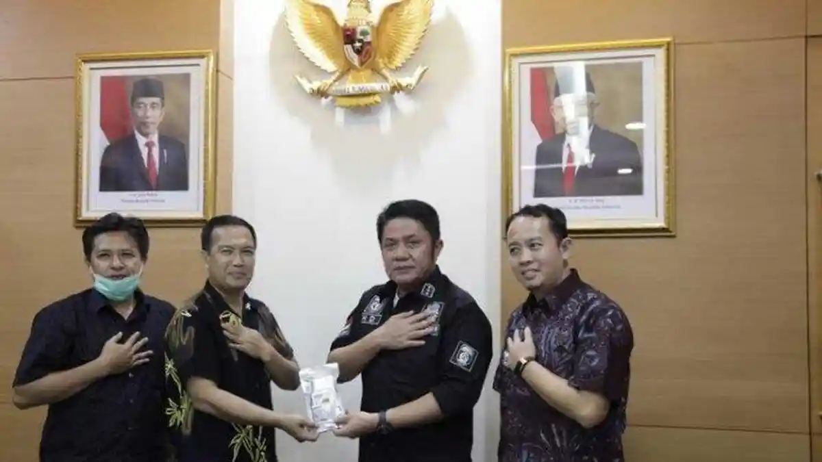 Profesor Temukan Obat Covid-19 Uji Coba Pasien pada Positif Berhasil, Gubernur: Sebar ke Masyarakyat