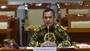 irjen-firli-bahuri-saat-menjalani-uji-kepatutan-capim-kpk-di-komisi-iii-dpr-ri.jpg
