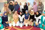Wardah-saat-menggelar-beauty-class-yang-diikuti-karyawati-Toko-Srikandi-Sangatta.jpg