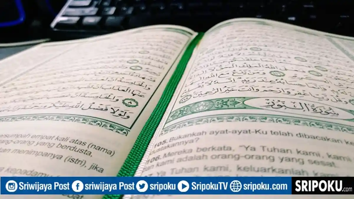 Perbedaan Pahala Antara Membaca dengan Mendengarkan Alquran, Ternyata Begini Penjelasan Buya Yahya