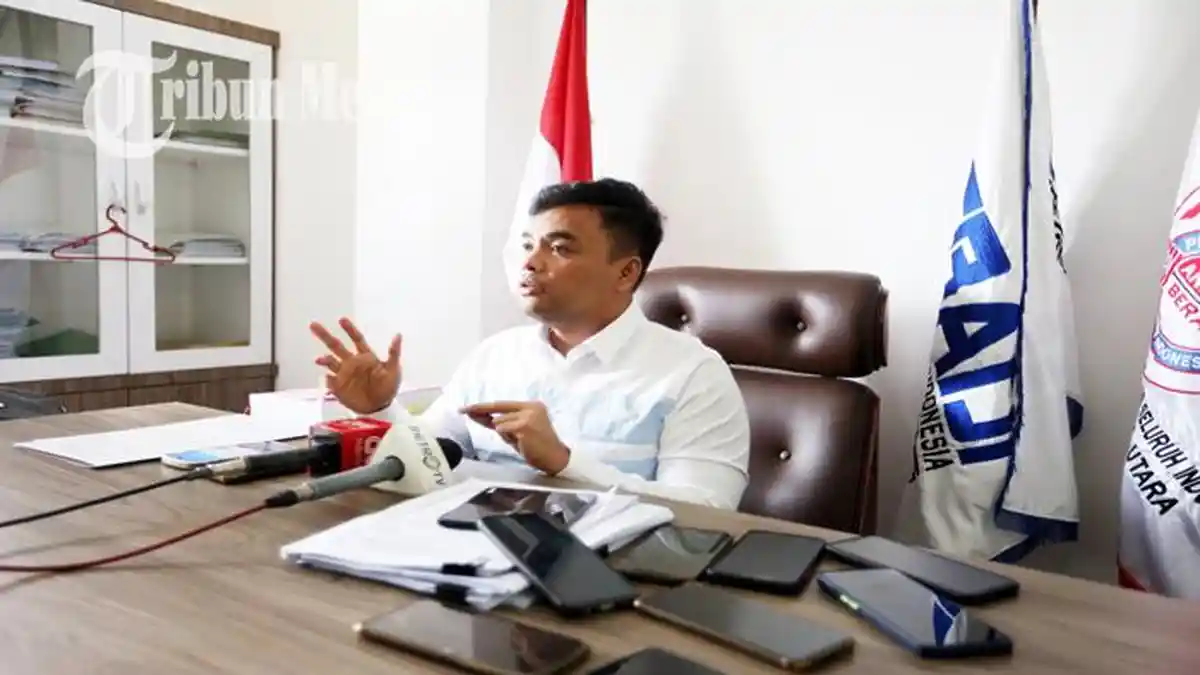 Berita Foto: Ditutup Sementara, BPOM Medan Sita Seluruh Obat Uni Bebi dan Cabut Sertifikat CPOB - 3112022_KONPERENSI-PERS_ABDAN-SYAKURO-3.jpg