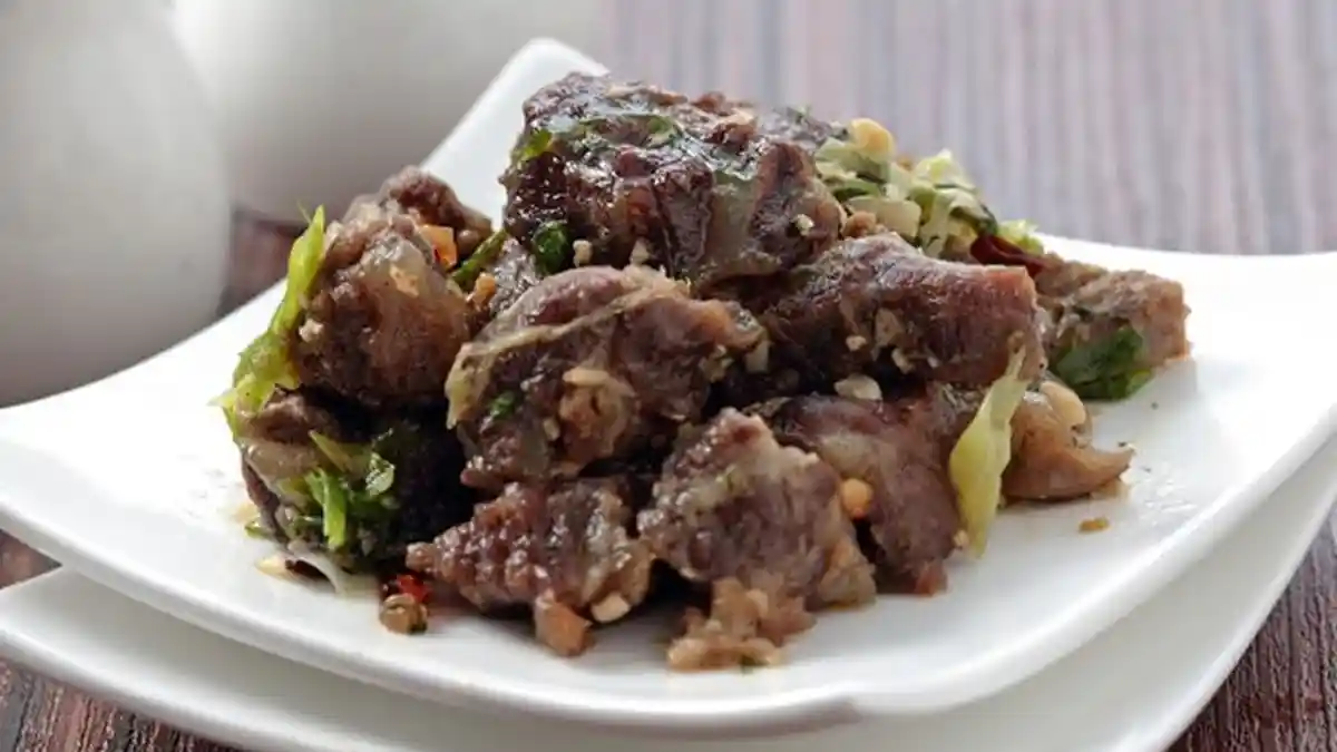 Resep Daging Cabai Daun Ketumbar dan Cara Membuatnya