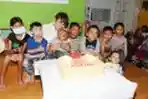 SIsca Dewi Rayakan HUT ke-37 Bersama Anak-Anak Penderita Kanker