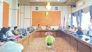 Dialog-Bupati-dan-PT-ABS-baru.jpg