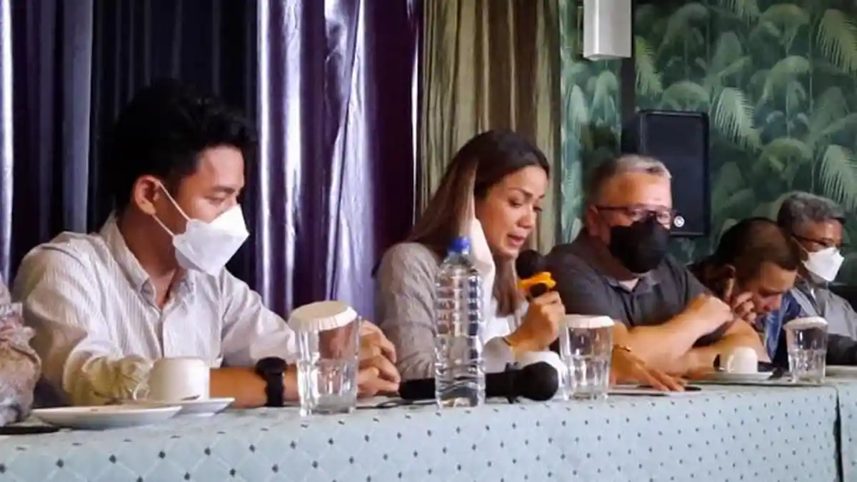 Nirina Zubir Akui Masalah Aset Keluarganya yang Digelapkan ART Membuat Sang Ayah Stroke