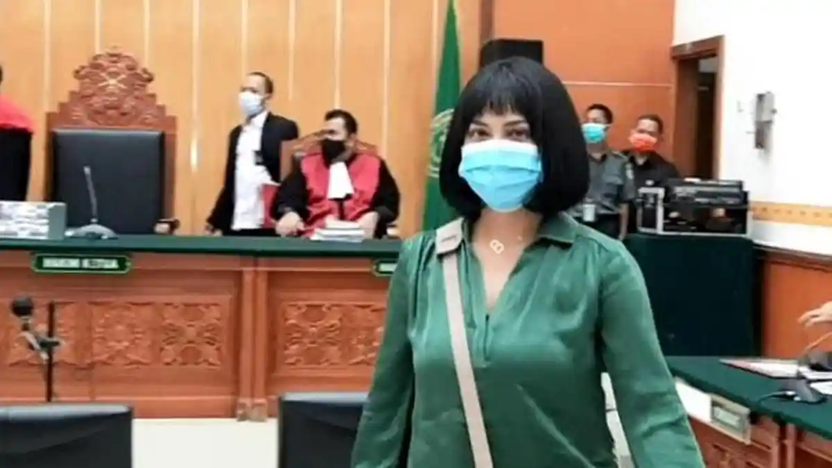 Curahan Hati Vanessa Angel Dituntut 6 Bulan Penjara, Singgung soal Buah Hati