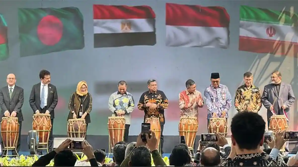 Penguatan Ekonomi Halal, RI Bidik Perdagangan D-8 Tembus 500 Miliar Dolar AS di Tahun 2030 - Tribunnews.com